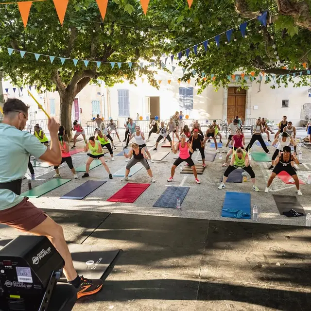 Activité renforcement musculaire au Ranch de la Mène_Grimaud