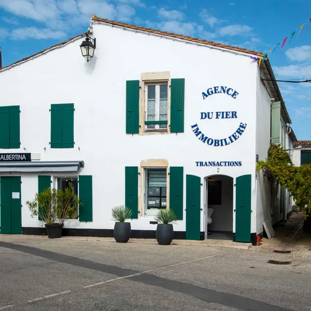 Agence du Fier Transaction