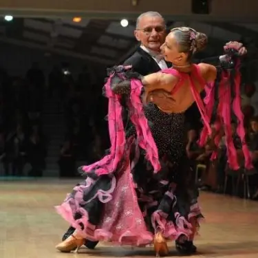 Thé dansant_Nans-les-Pins