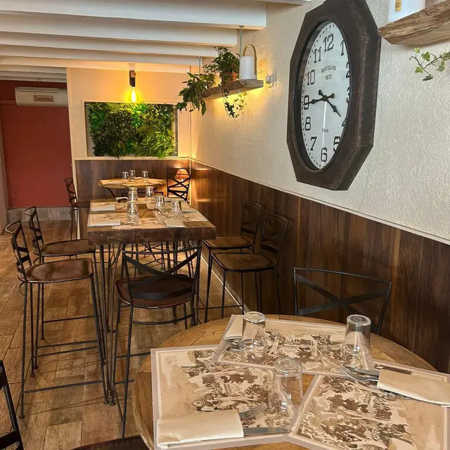 L'Annexe_Tourrettes