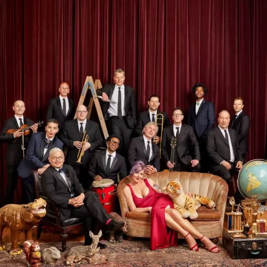 Pink Martini_La Trinité