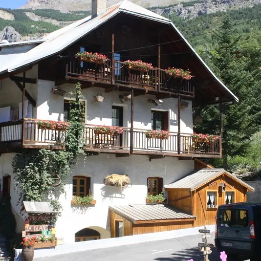 Gîte Hôtel Auberge de La Blanche