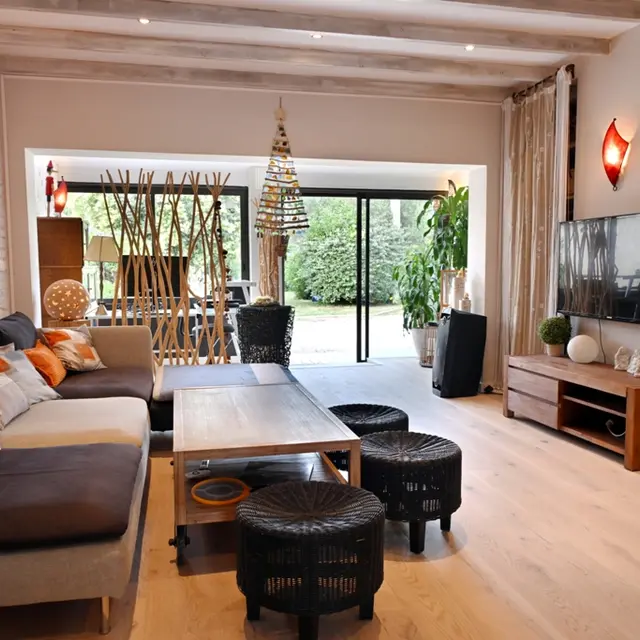 ESPACE SALON