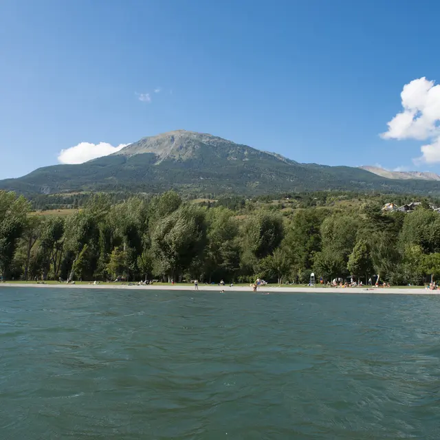 Plage du plan d'eau d'Embrun
