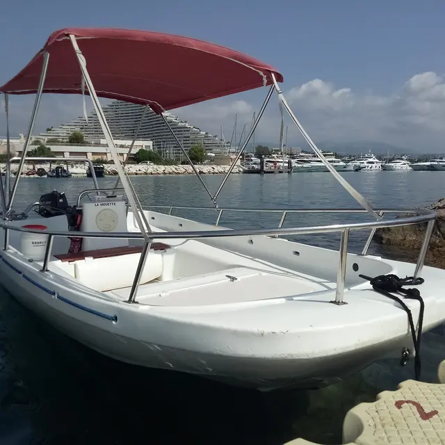 Arabela Location - Villeneuve-Loubet
