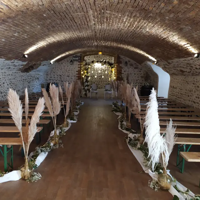 Cérémonie laïque Cave Voûtée