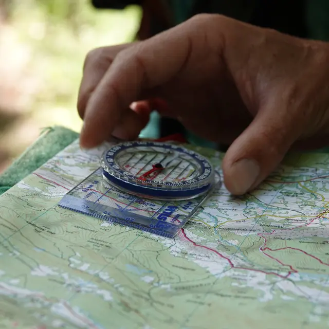 Repérer son chemin en inventant une histoire_Carla-de-Roquefort