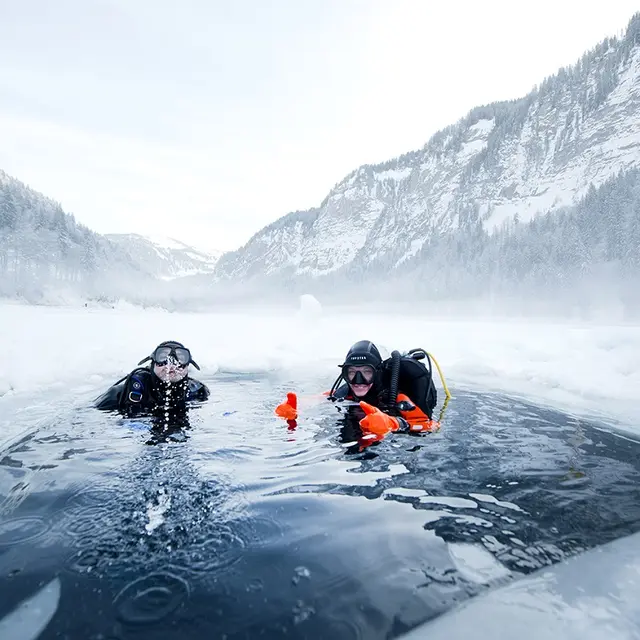 Plongée sous glace