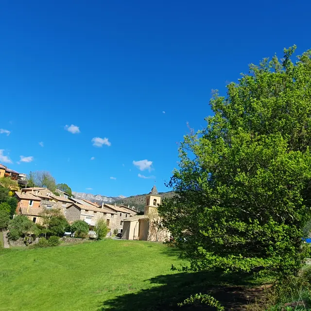 Village d'Entrages