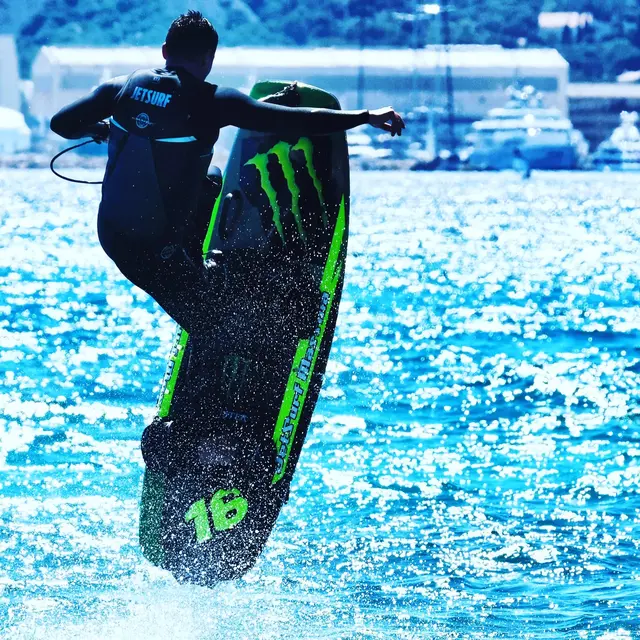 Jet surf
