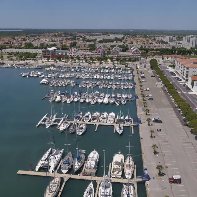 Port central de Port-St-Louis-du-Rhône