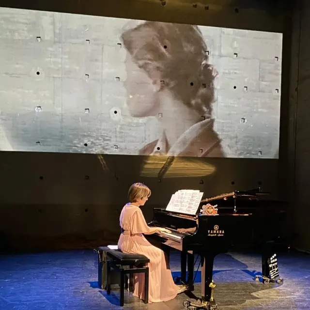 Village Charlot : Le piano fait son cinéma