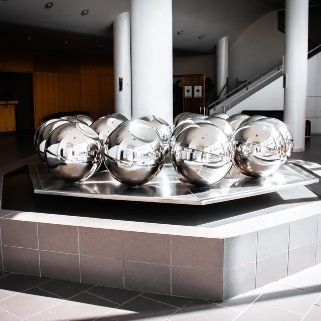 Flaine-Fontaine-Bury-Auditorium-Vue-Interieur