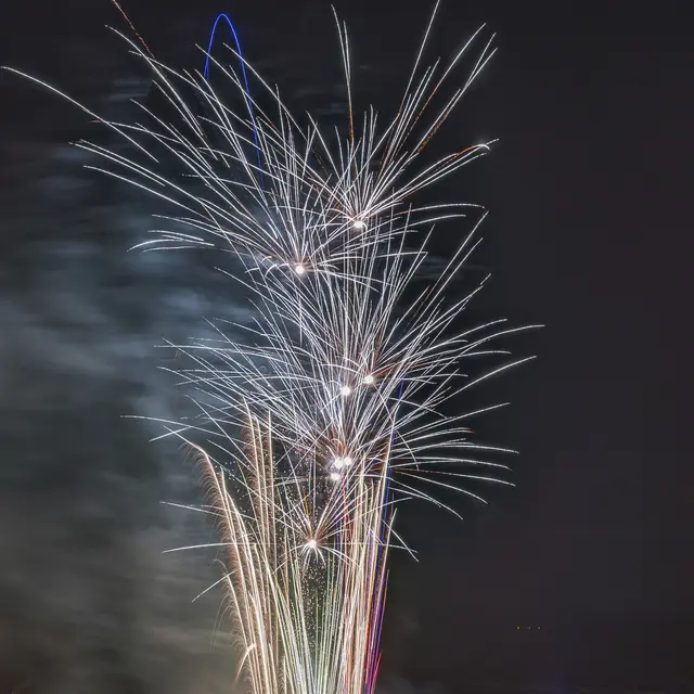 Parade aux lampions et feu d'artifice_Aups