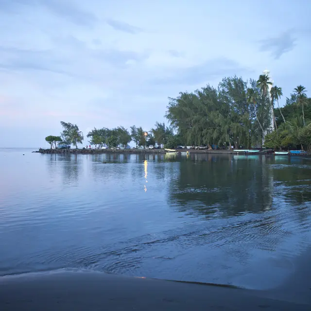 Plage De La Pointe Vénus - Tahiti Tourisme