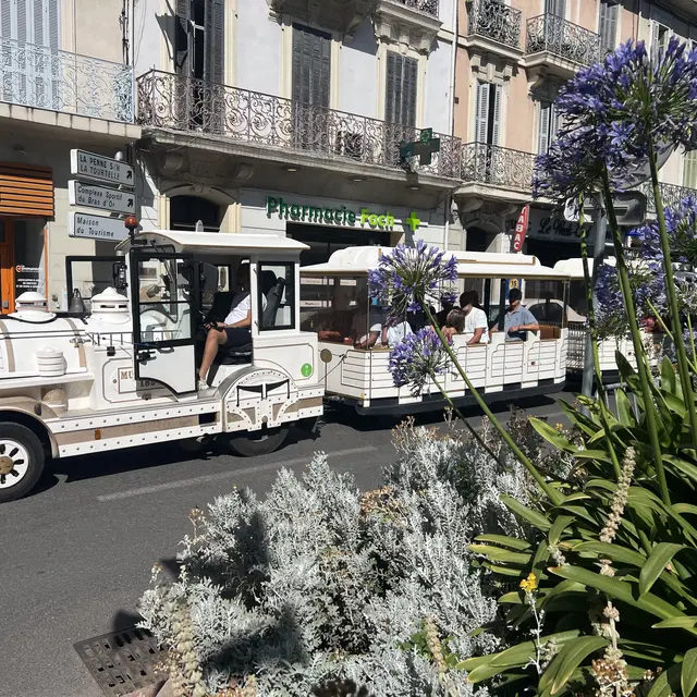 Le petit train touristique d'Aubagne_Aubagne