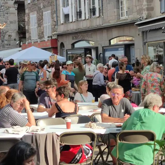 Marché de pays à Murat_Murat