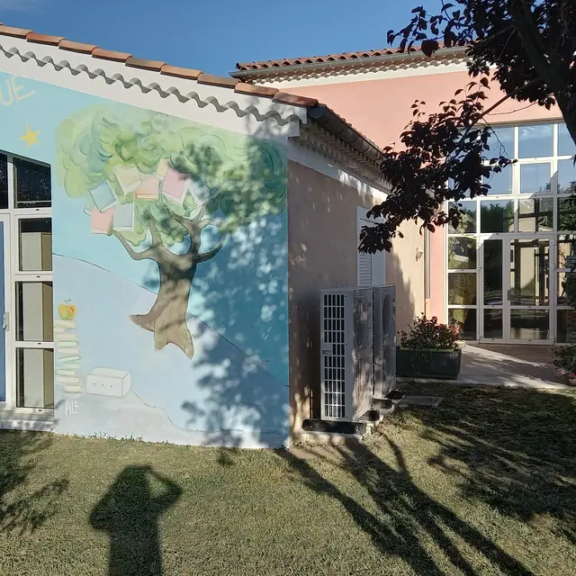 Bibliothèque Aimé Coussy de Garde Colombe