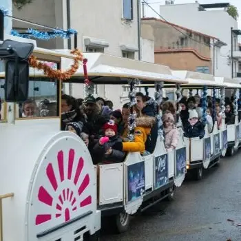 Le petit train du père Noël_Sorgues
