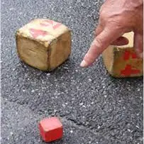 Concours de boules carrées_Isola