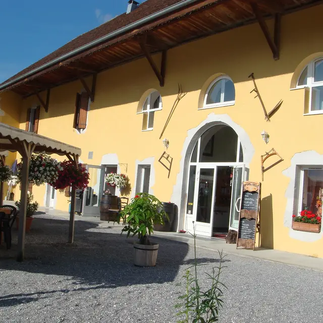 lathuile_gite_auberge_la ferme de pontgibaud