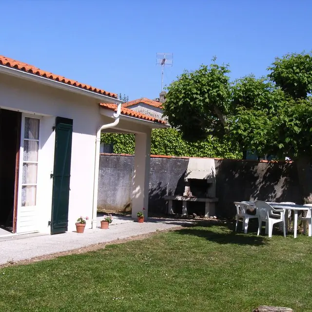 jardin et barbecue
