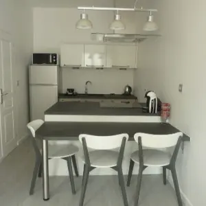 Location saisonnière Notre-Dame Marseille.jpg