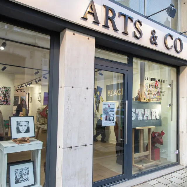 Arts & Co
