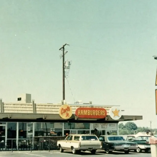 Le premier restaurant en 1941