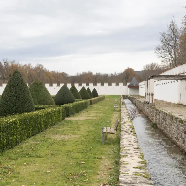 Rendez-vous aux jardins - Rencontre avec le jardinier - Eau secours! Entretenir le jardin jour après jour_Saint-Étienne-le-Molard