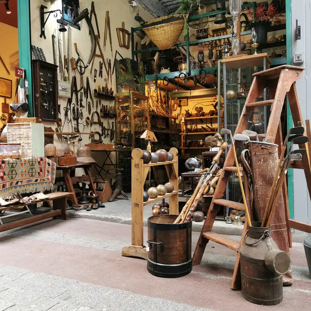 Marché aux Puces de Saint-Ouen