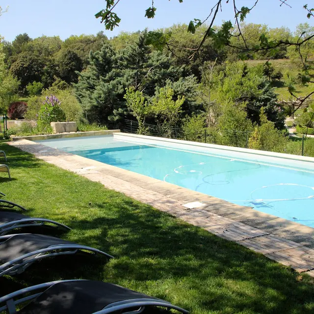 Piscine au Domaine de la Grange Neuve