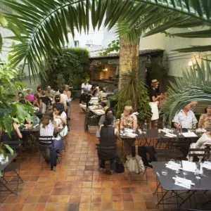 Restaurant La Cantinetta Marseille.jpg