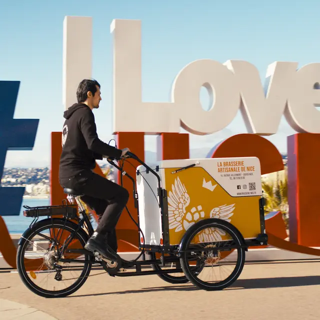 CAPTURE 2_2.28.1-2.jpg