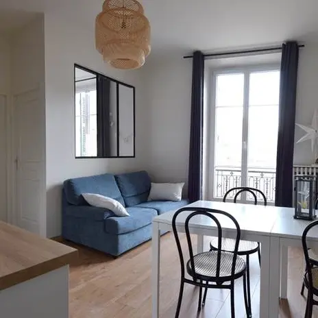 Pièce principale - Appartement Verrière l'Europe n°2927