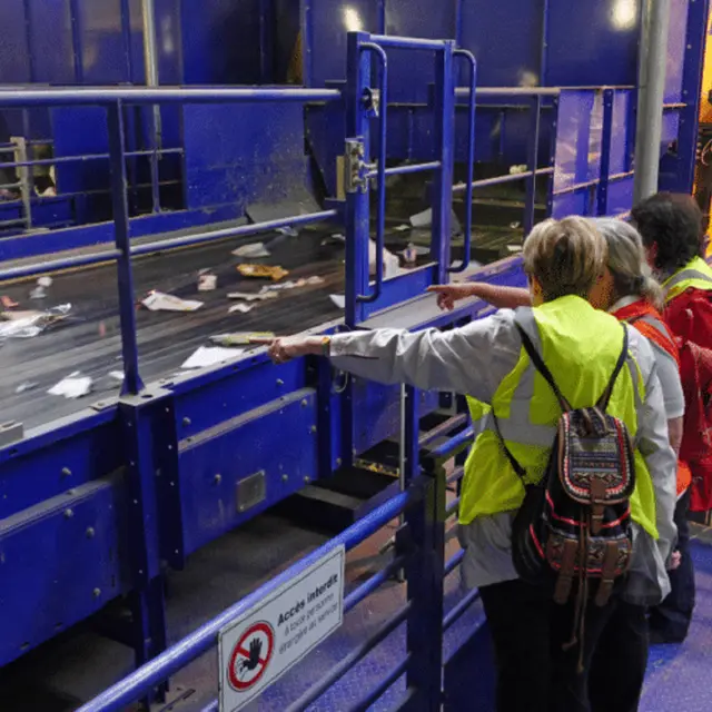 Visite gratuite du Centre de tri des déchets de Cannes La Bocca