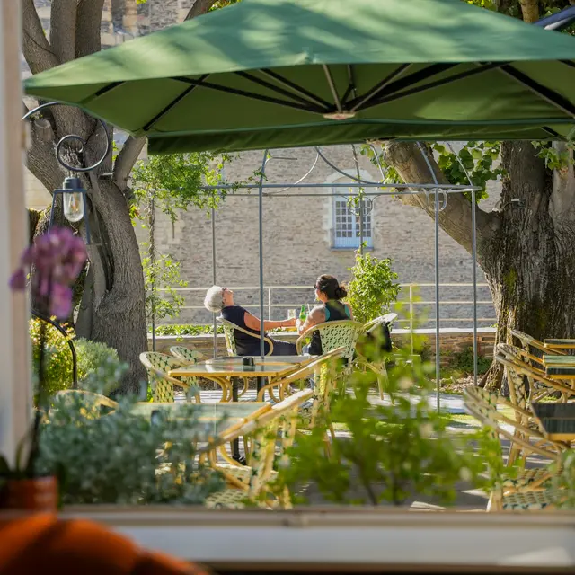 Terrasse vue château