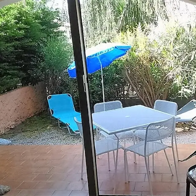 Studio dans une résidence - Pin Rolland - Neboit Jean Claude