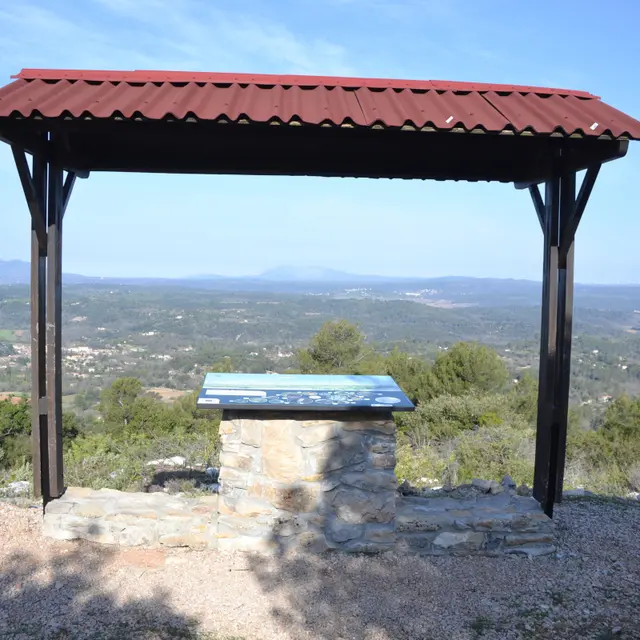 Randonnée Colline du Défens, Bras