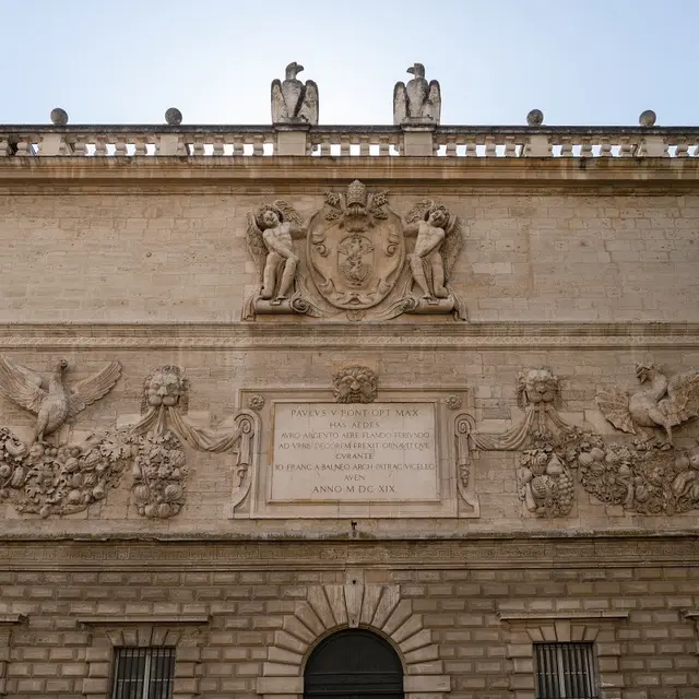 Façade de l'Hôtel des Monnaies