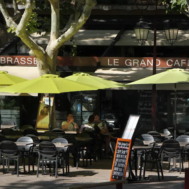 Le grand café