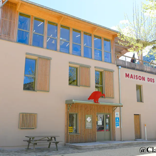 Maison des Vautours_Rémuzat