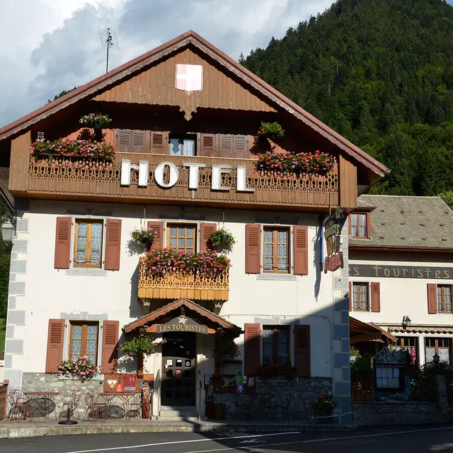 Hôtel les Touristes Abondance 2 étoiles