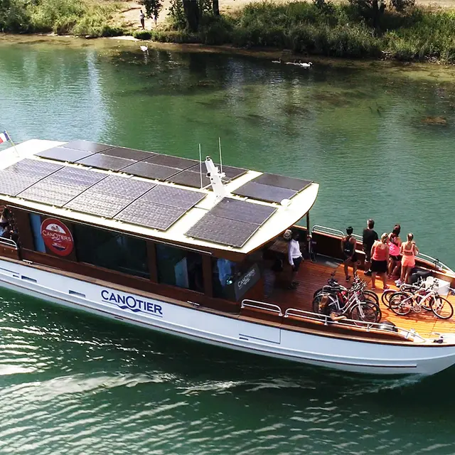catamaran Canotier