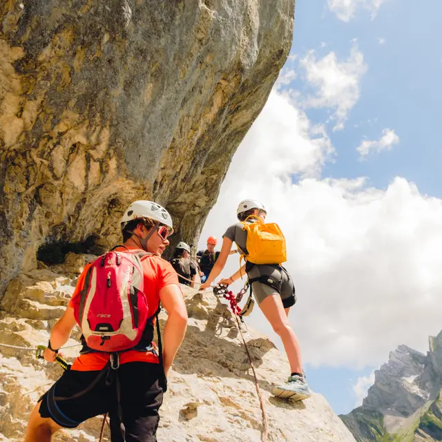 Sortie privée de via ferrata avec le Bureau des Guides_La Clusaz