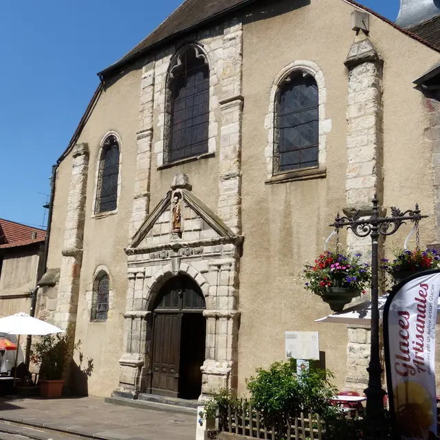 Façade de l'église Saint-Pierre