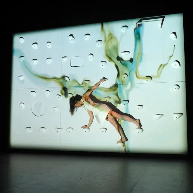 Jeune Public/Ados - Spectacle/Cirque Amour au temps de l’algorithme_Le Revest-les-Eaux