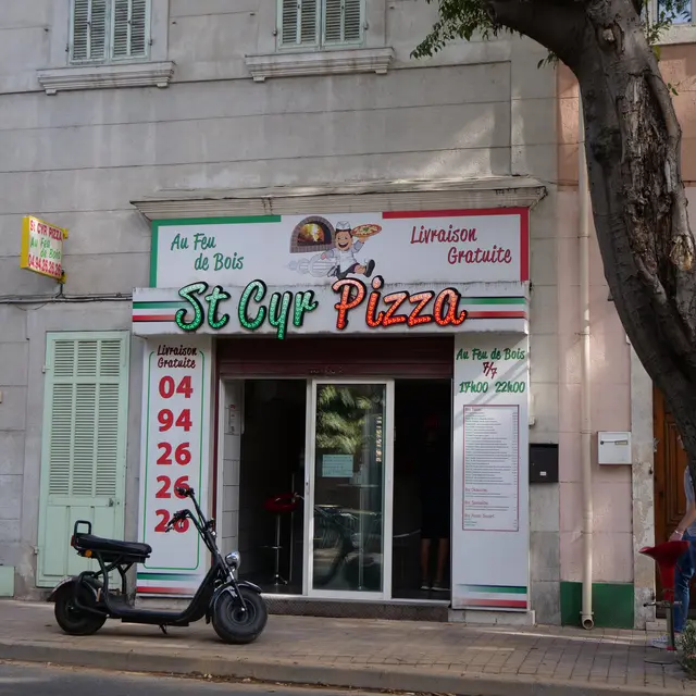 Saint Cyr Pizza