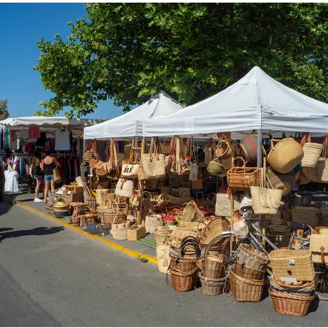 Extérieur du marché d'Ars-en-Ré