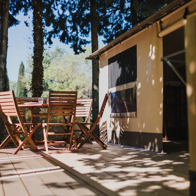Camping Porte des Alpilles_Saint-Étienne-du-Grès